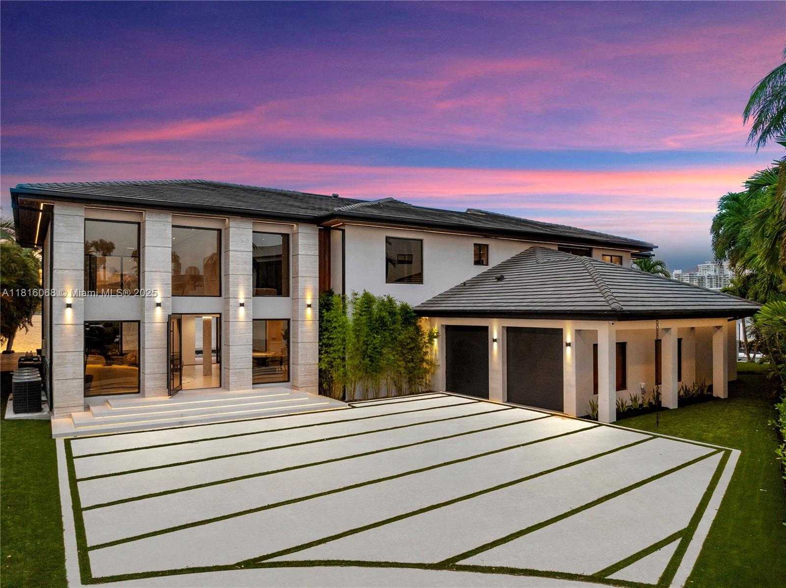 Small Image of 3209 NORTH EAST 169TH ST, North Miami Beach Number 2