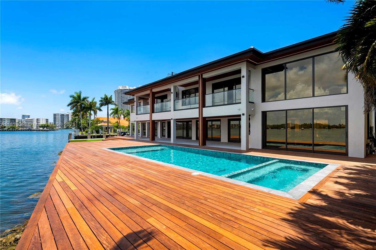 Small Image of 3209 NORTH EAST 169TH ST, North Miami Beach Number 9