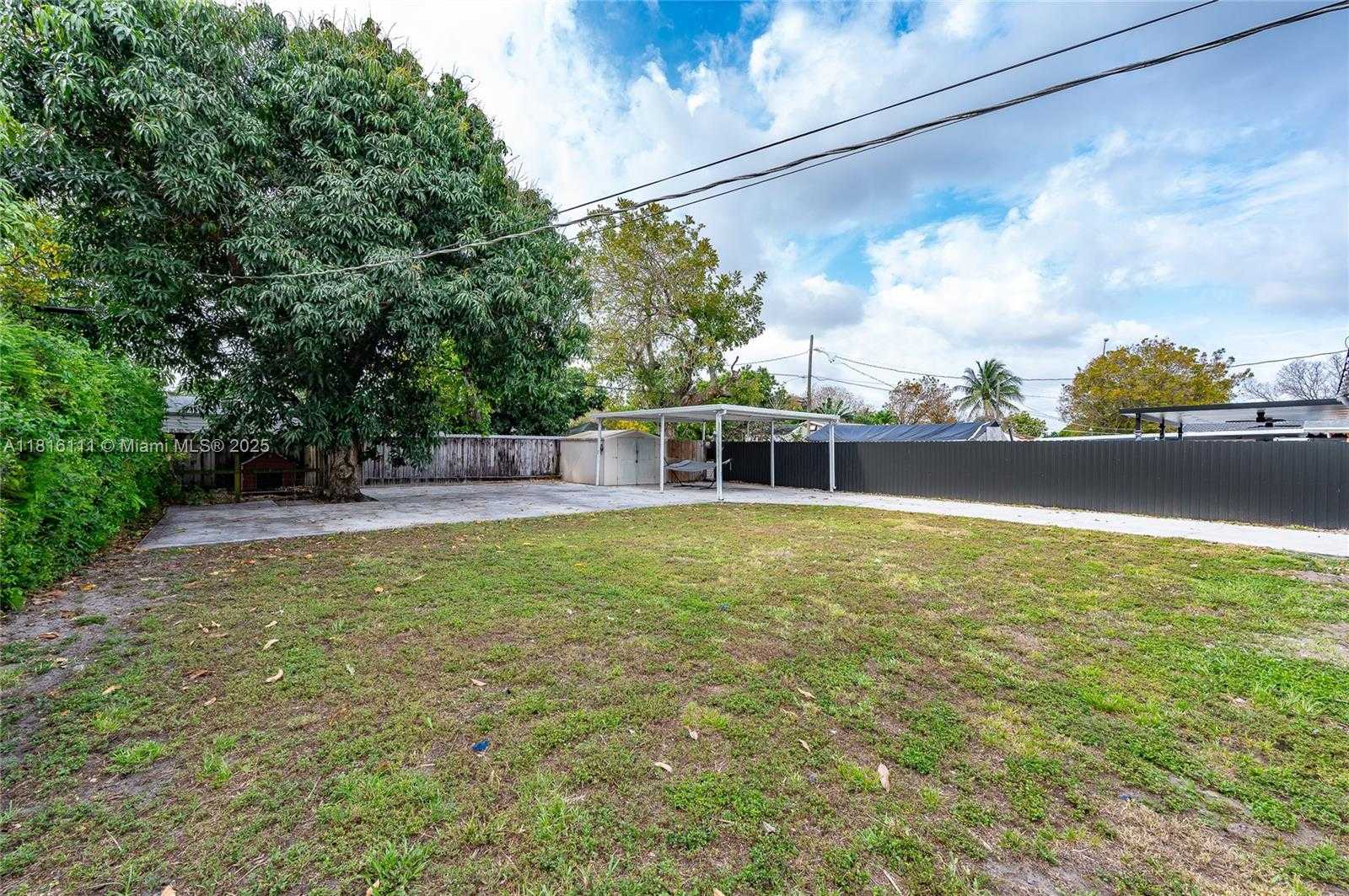 Small Image of 220 EAST 62ND ST, Hialeah Number 5