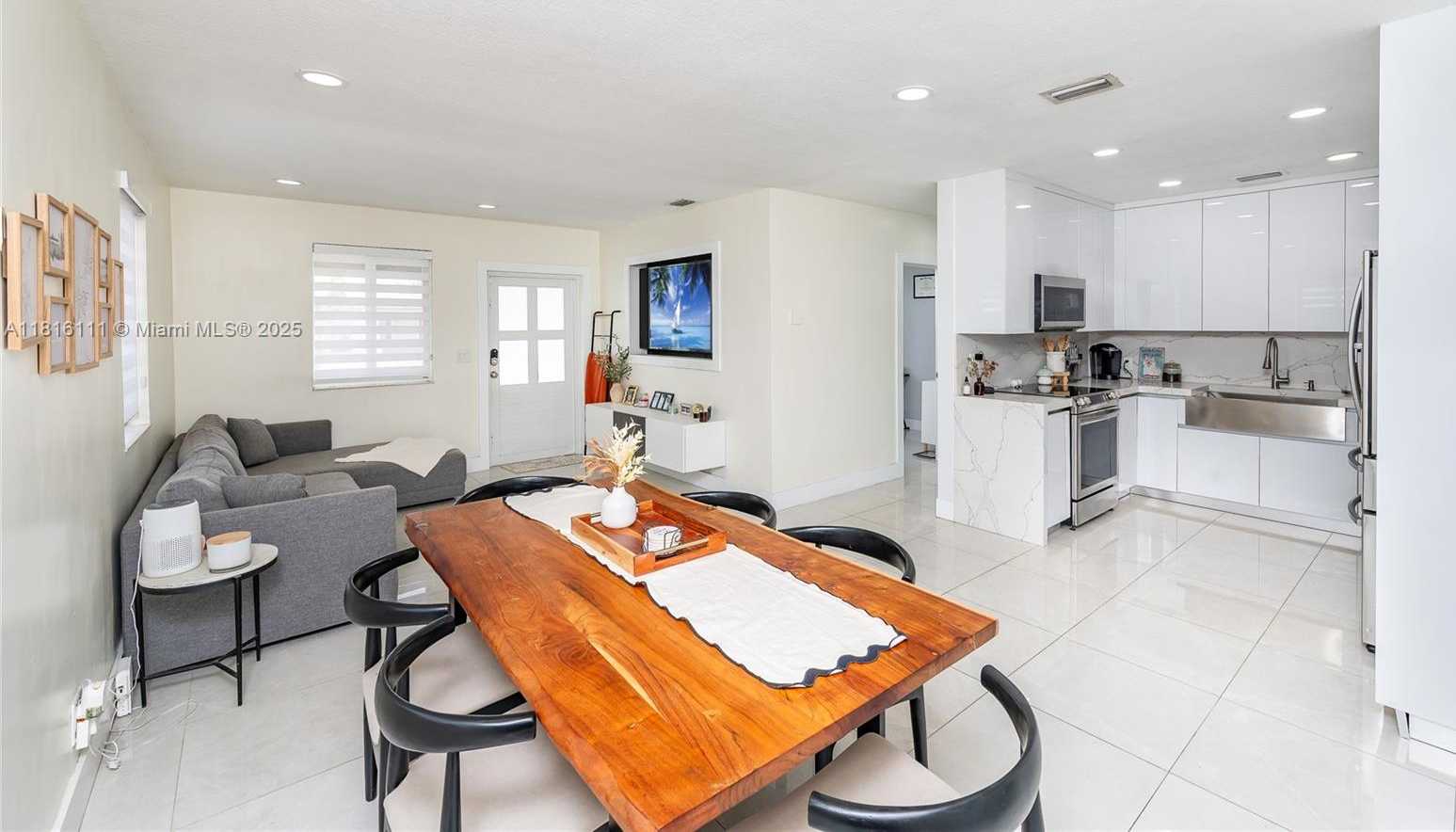 Small Image of 220 EAST 62ND ST, Hialeah Number 9