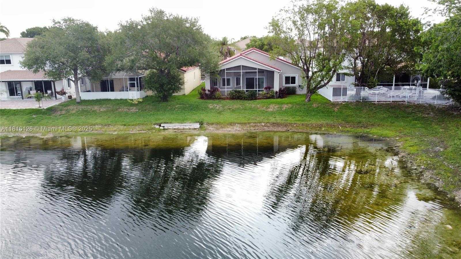 Small Image of 5402 NORTH WEST 110TH AVE, Doral Number 24