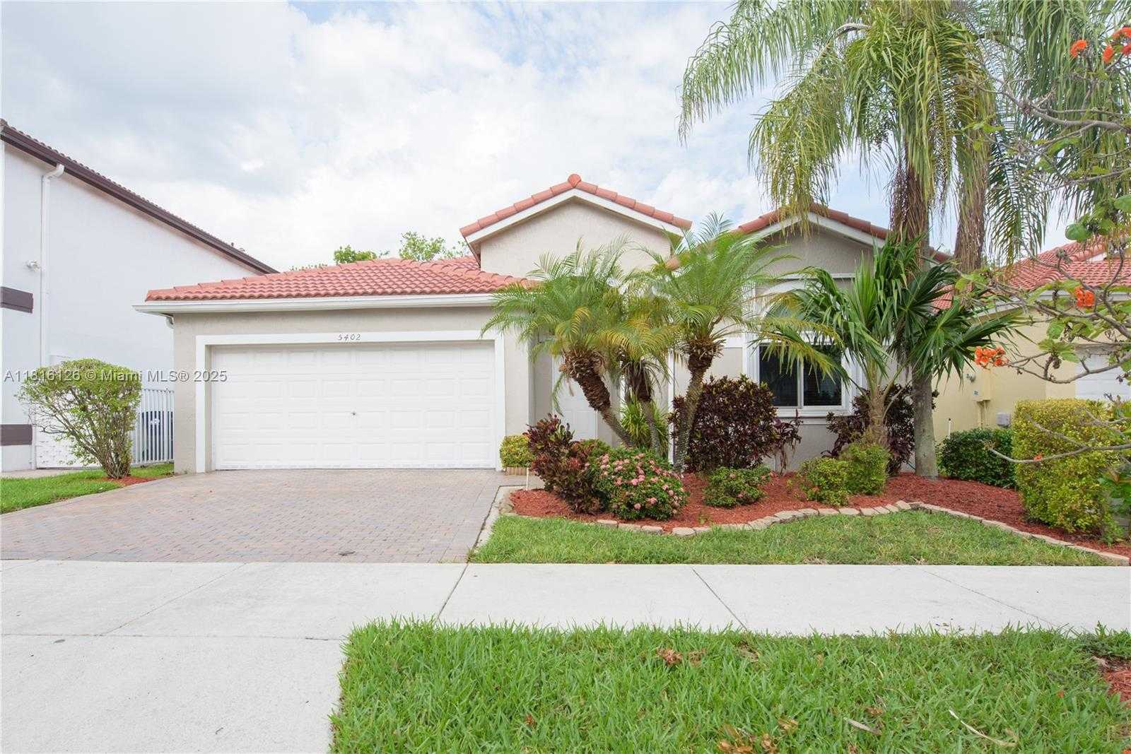 Small Image of 5402 NORTH WEST 110TH AVE, Doral Number 31