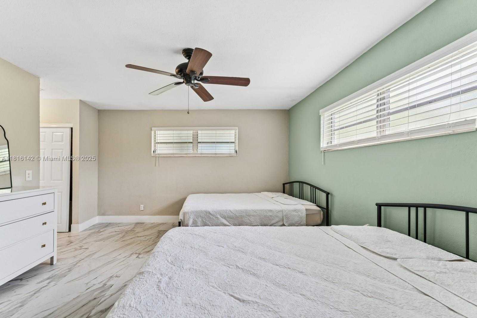 Small Image of 919 NORTH EAST 4TH ST, Hallandale Beach Number 16