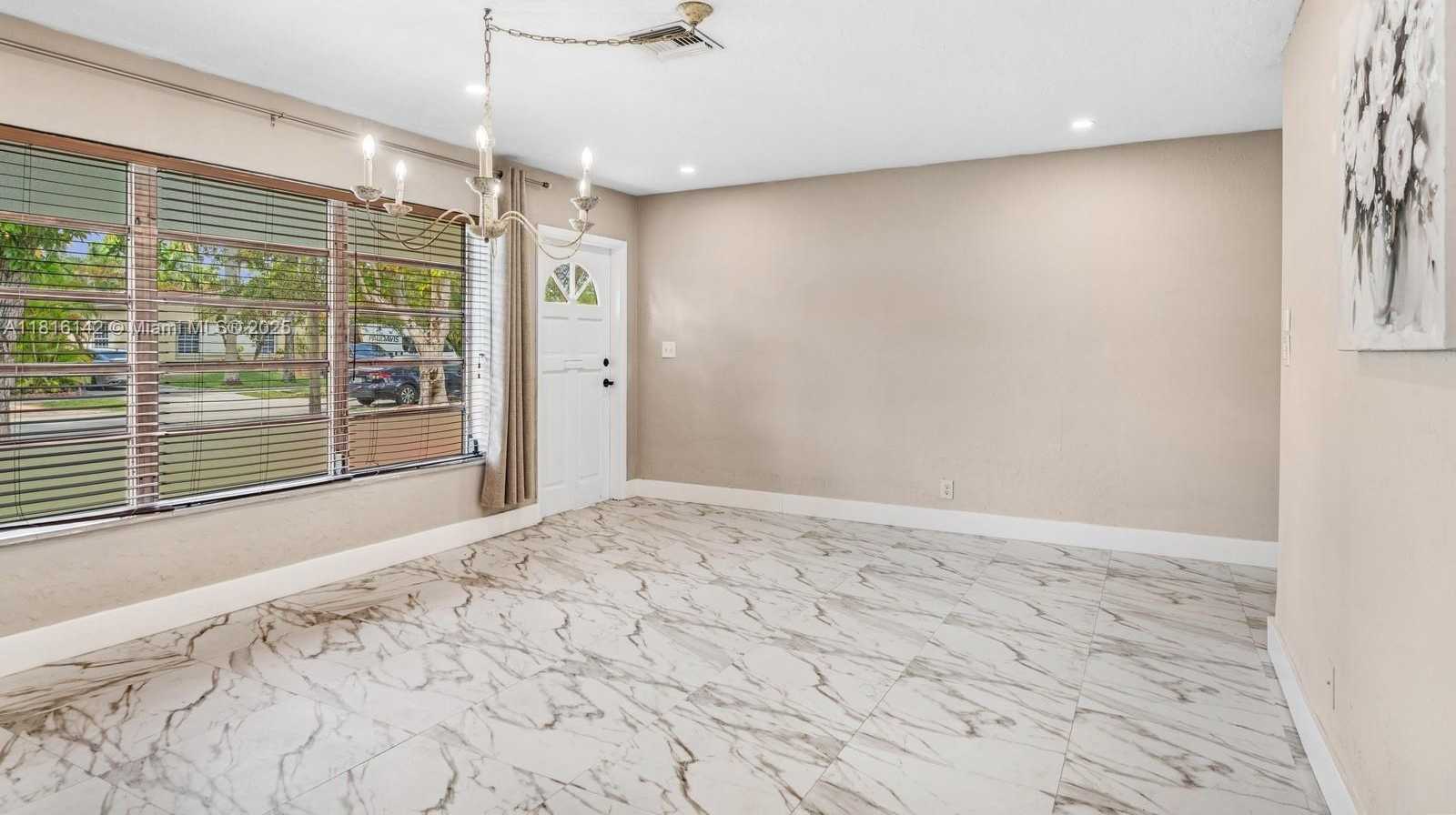 Small Image of 919 NORTH EAST 4TH ST, Hallandale Beach Number 6