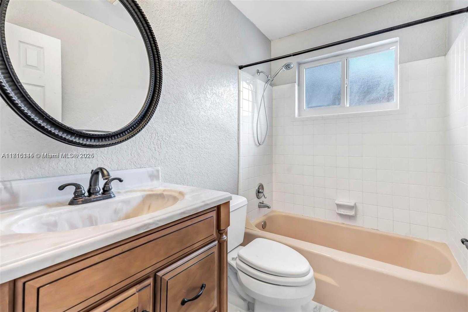 Small Image of 735 NORTH EAST 38TH ST, Oakland Park Number 14