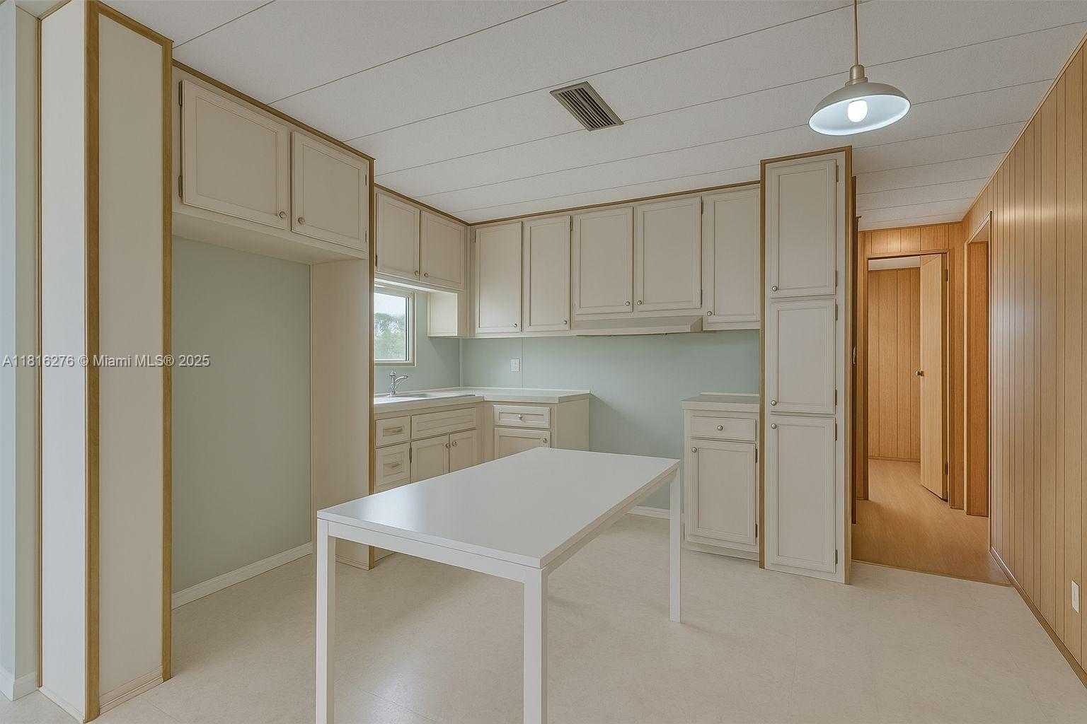 Small Image of 8360 SOUTH WEST 21ST ST, Davie Number 13
