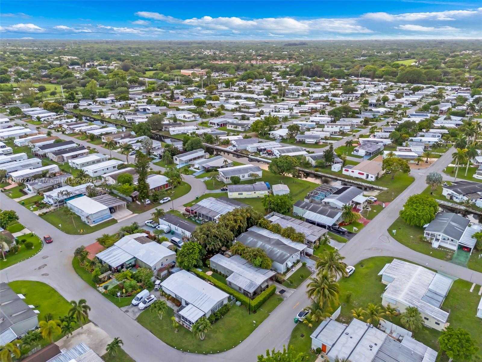 Small Image of 8360 SOUTH WEST 21ST ST, Davie Number 36