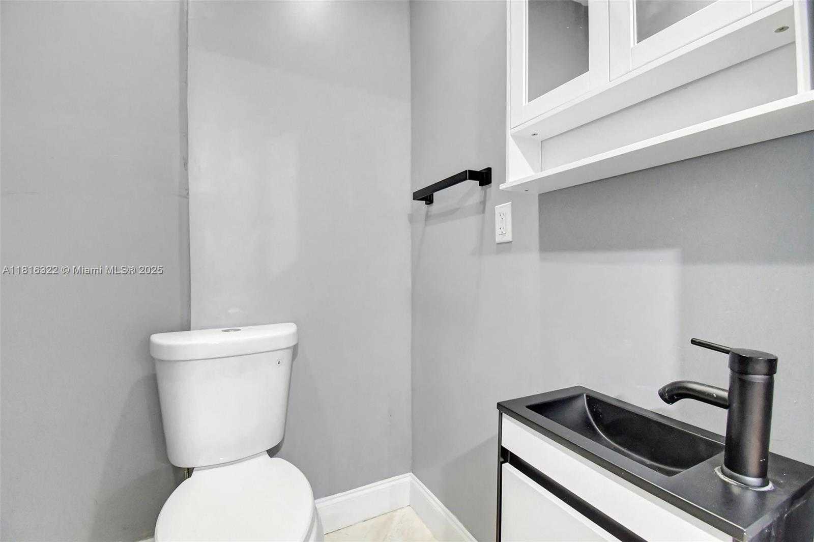 Small Image of 6336 SOUTH WEST 22ND ST, Miramar Number 20