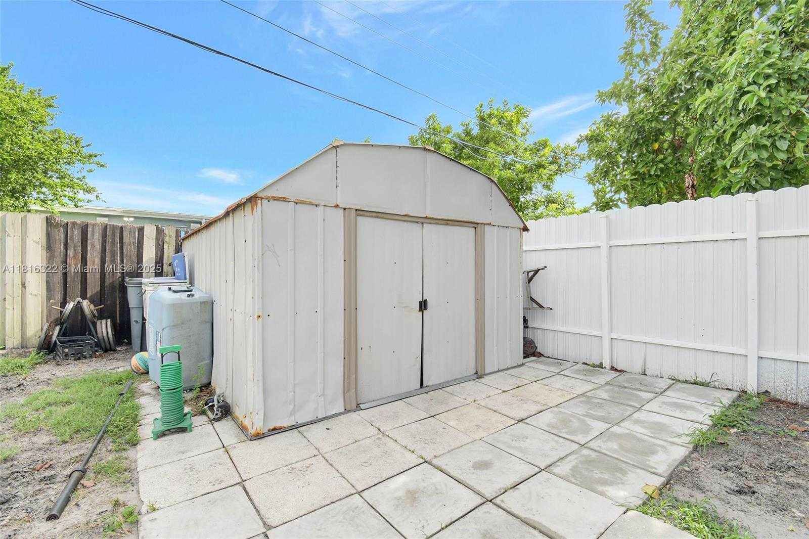 Small Image of 6336 SOUTH WEST 22ND ST, Miramar Number 25