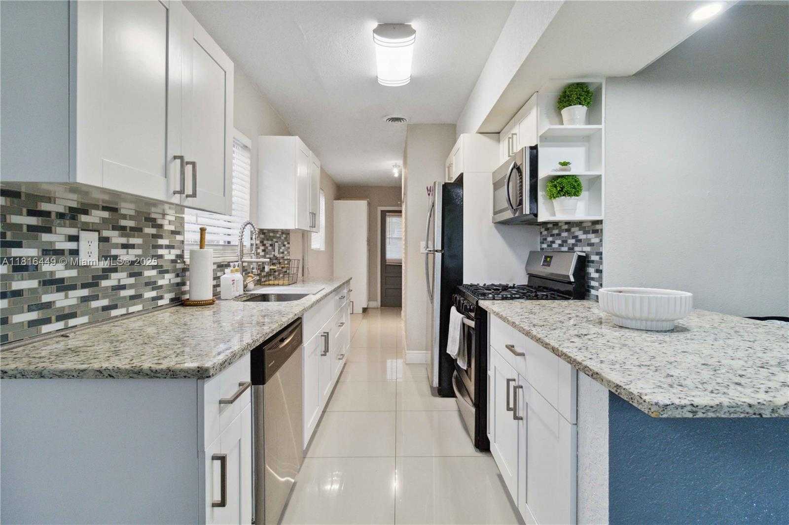 Small Image of 14952 SOUTH WEST 297TH TER, Homestead Number 13