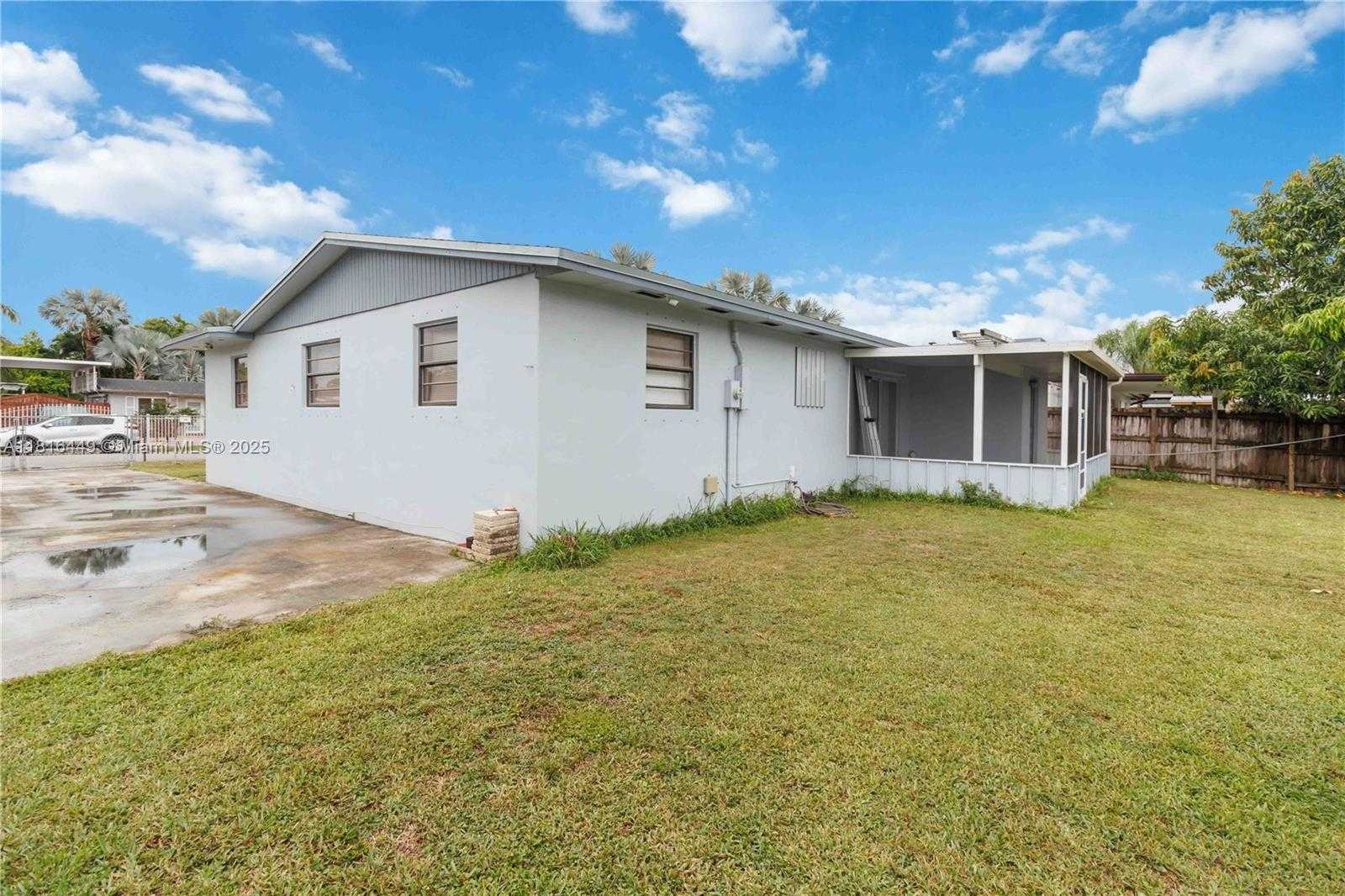 Small Image of 14952 SOUTH WEST 297TH TER, Homestead Number 35
