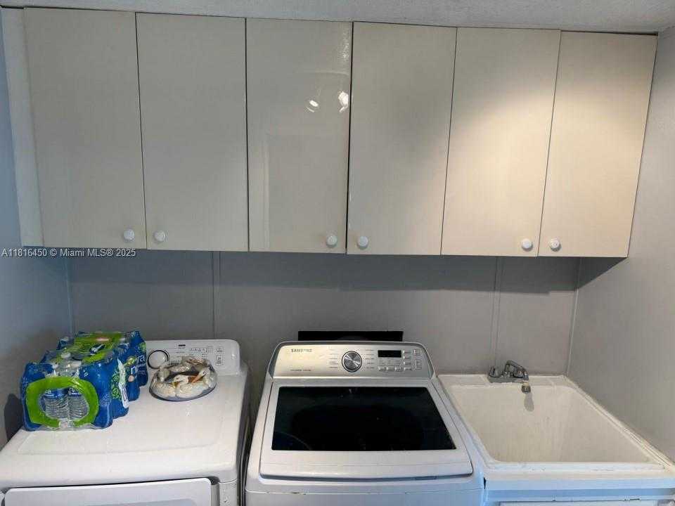 Small Image of 5103 NORTH WEST 1ST WAY, Deerfield Beach Number 21