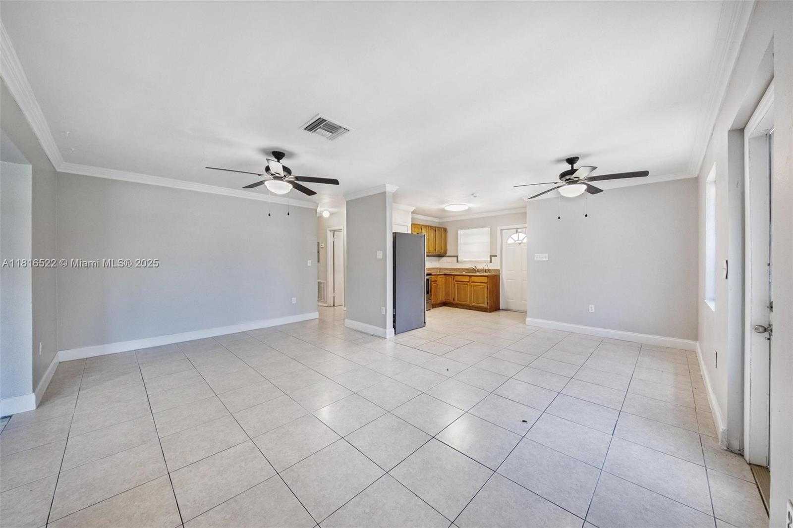 Small Image of 2130 ACAPULCO DR, Miramar Number 10