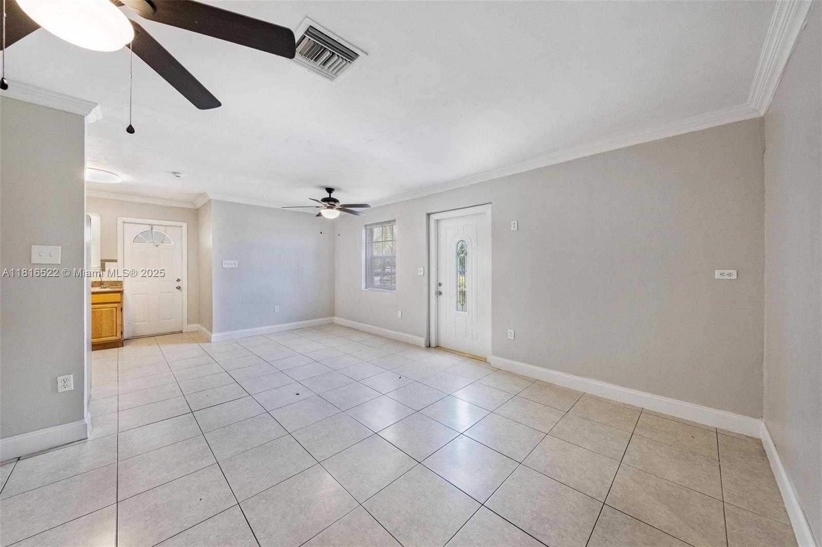 Small Image of 2130 ACAPULCO DR, Miramar Number 16