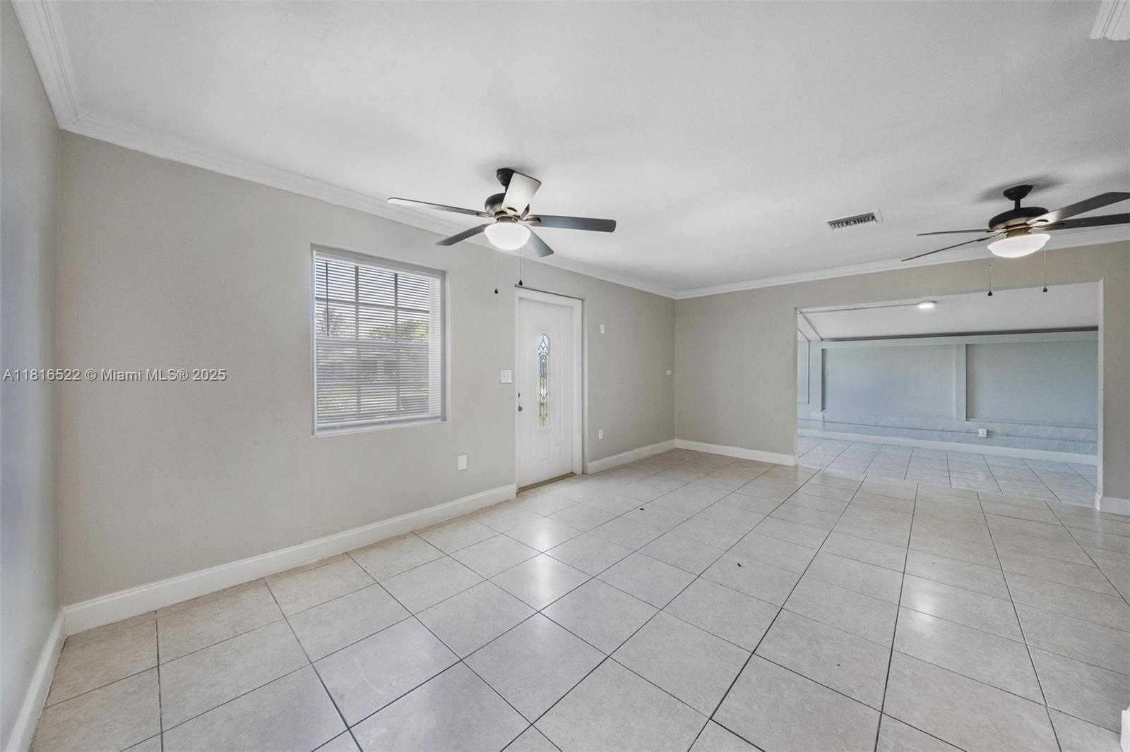 Small Image of 2130 ACAPULCO DR, Miramar Number 17