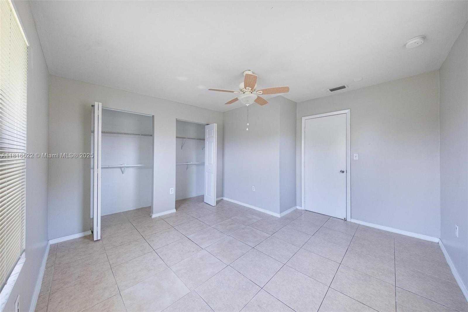 Small Image of 2130 ACAPULCO DR, Miramar Number 33