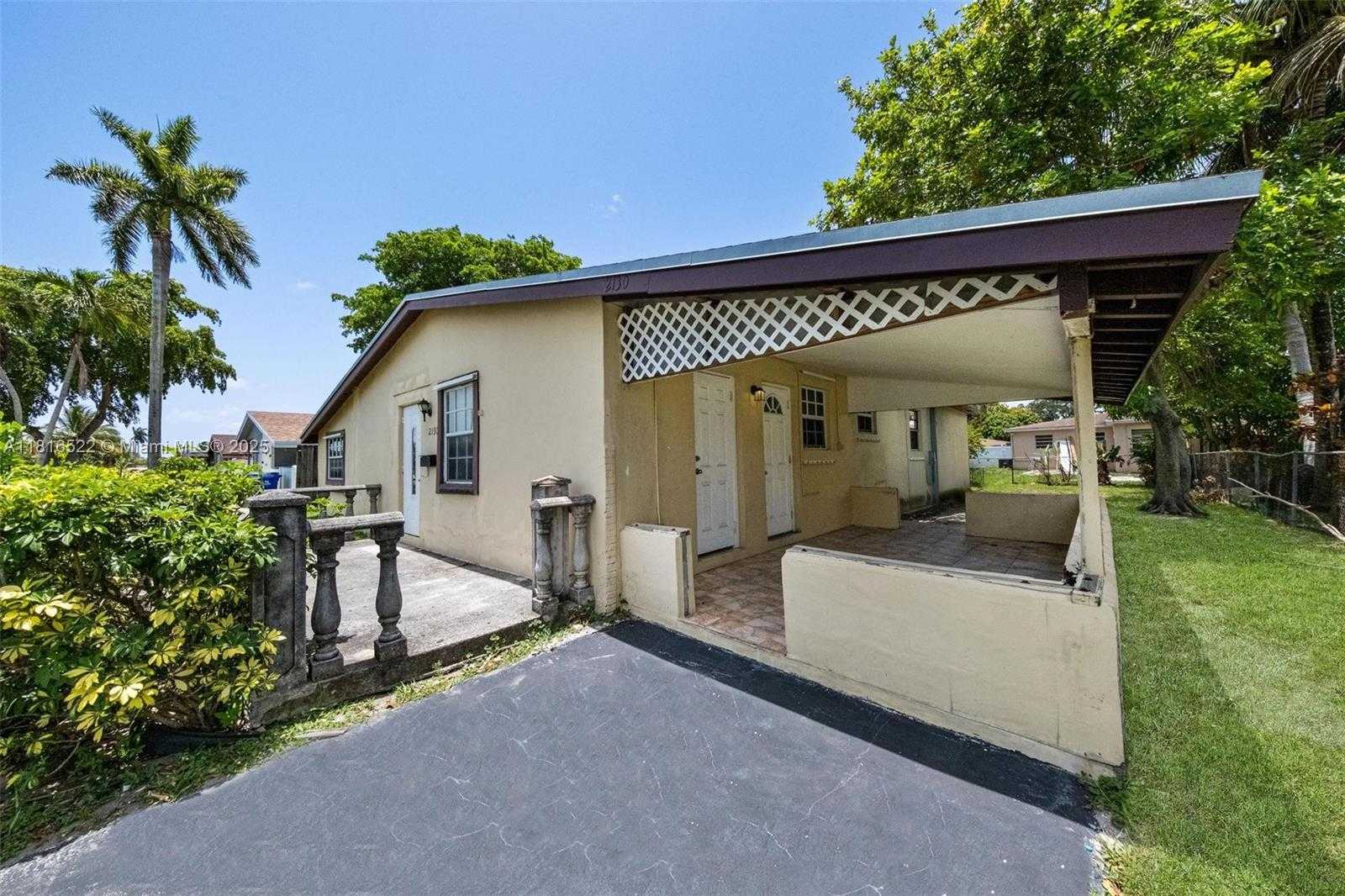 Small Image of 2130 ACAPULCO DR, Miramar Number 9