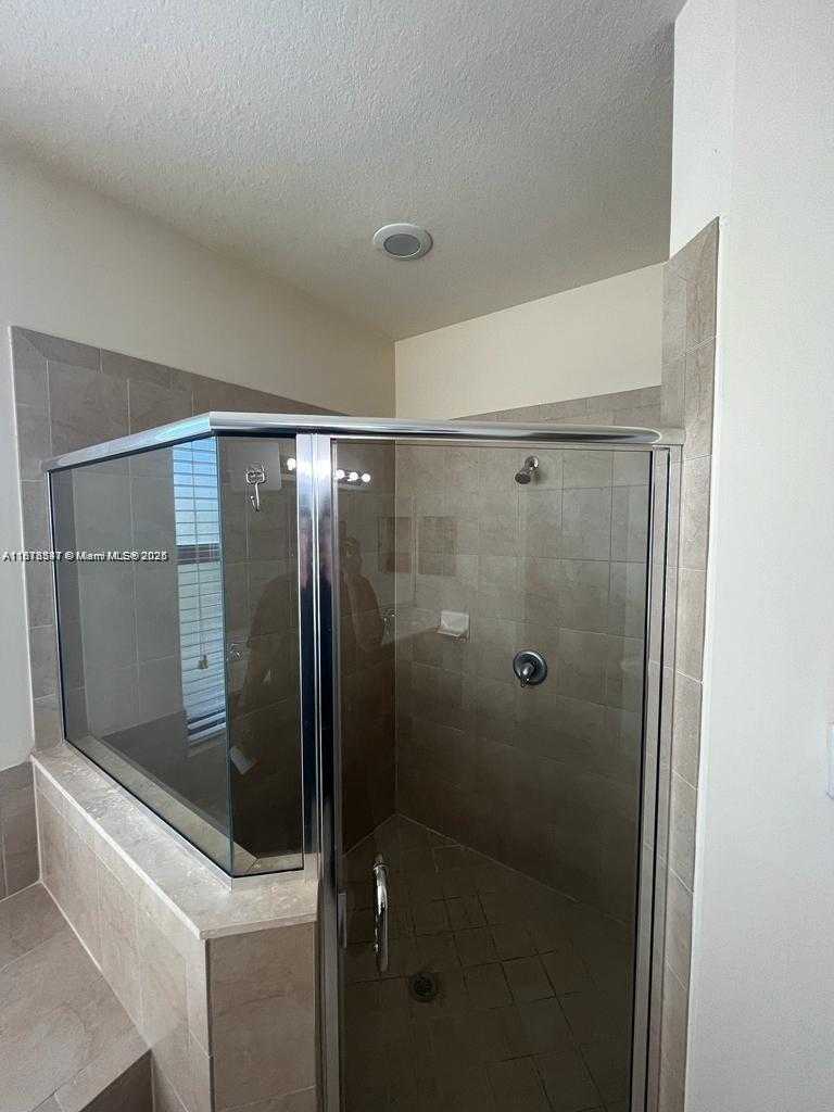 Small Image of 3385 WEST 86TH TER, Hialeah Number 9
