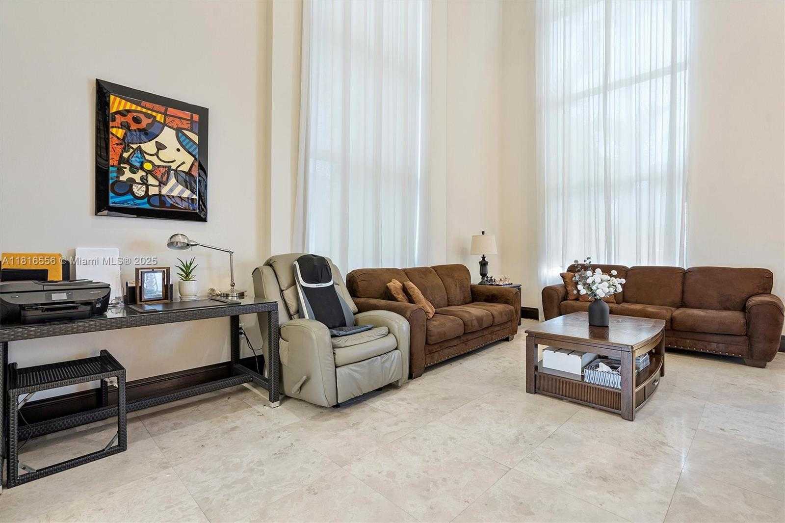 Small Image of 18825 NORTH BAY RD, Sunny Isles Beach Number 17