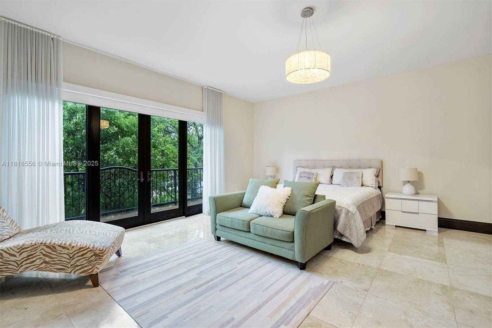 Small Image of 18825 NORTH BAY RD, Sunny Isles Beach Number 38