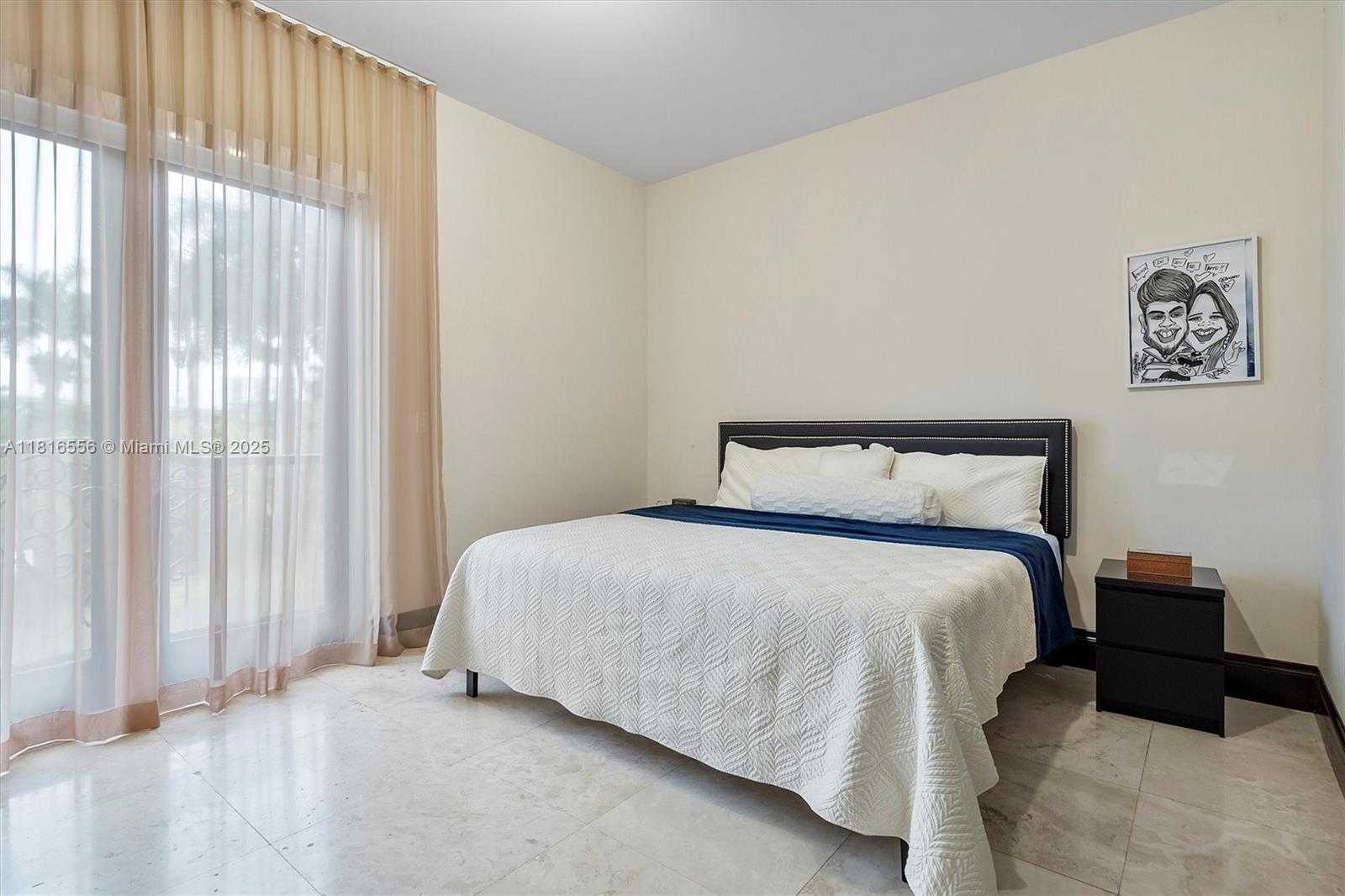 Small Image of 18825 NORTH BAY RD, Sunny Isles Beach Number 60
