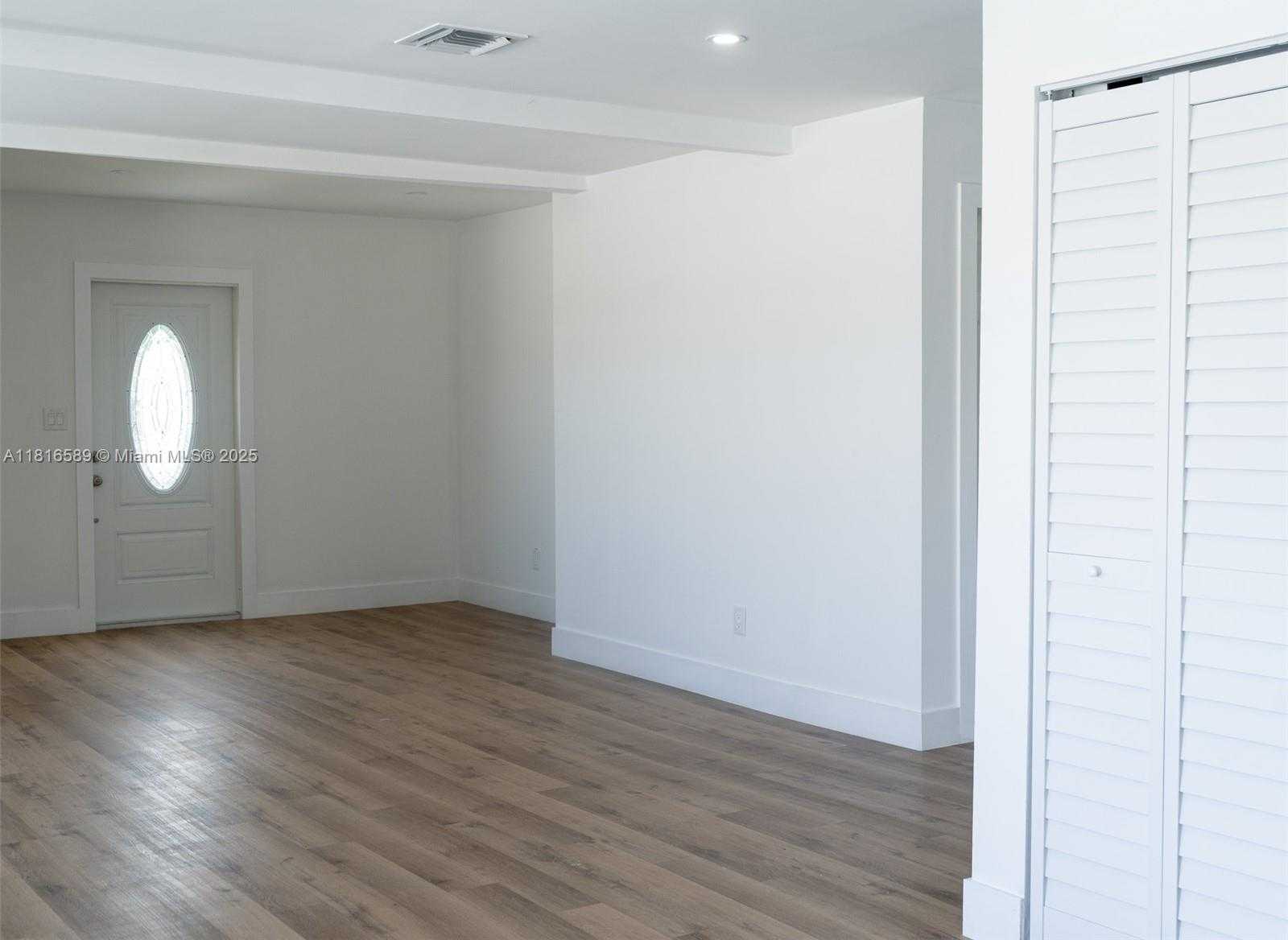 Small Image of 3613 SOUTH WEST 12TH PL, Fort Lauderdale Number 9