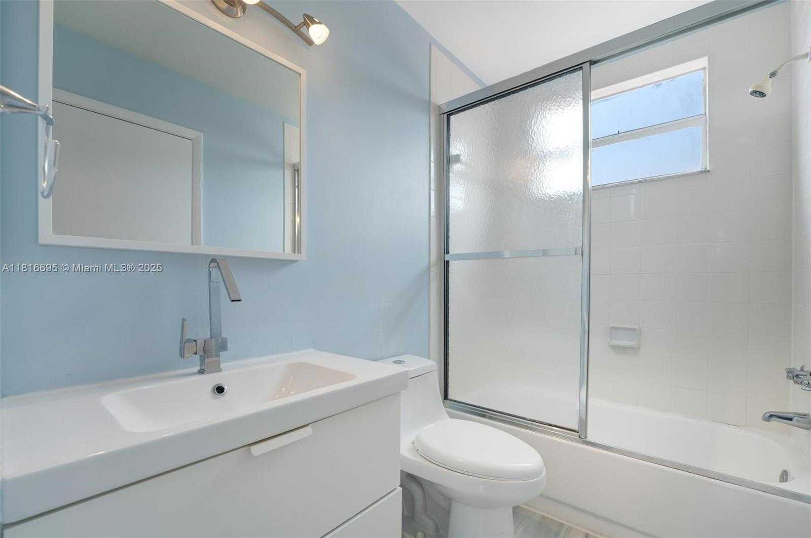 Small Image of 12640 NORTH WEST 12TH CT, Sunrise Number 24