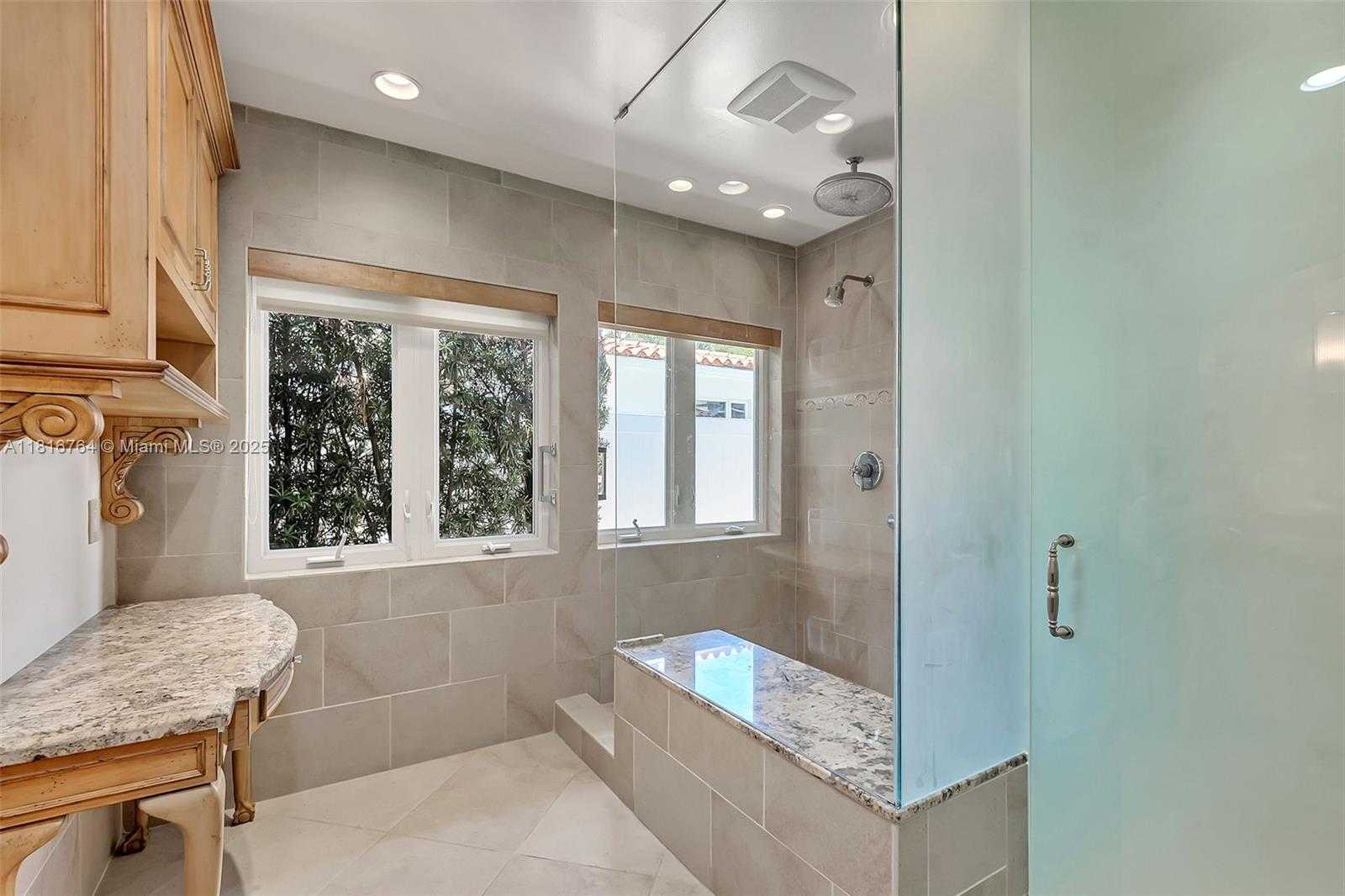 Small Image of 325 BONTONA AVE, Fort Lauderdale Number 15