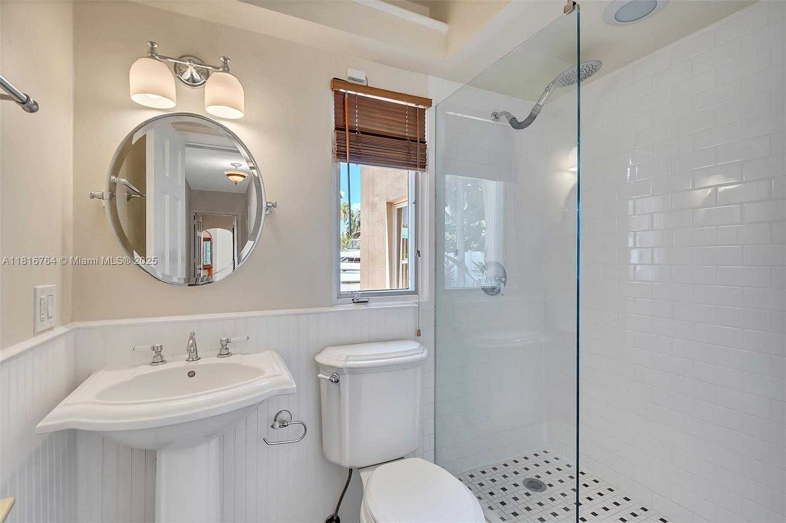 Small Image of 325 BONTONA AVE, Fort Lauderdale Number 19