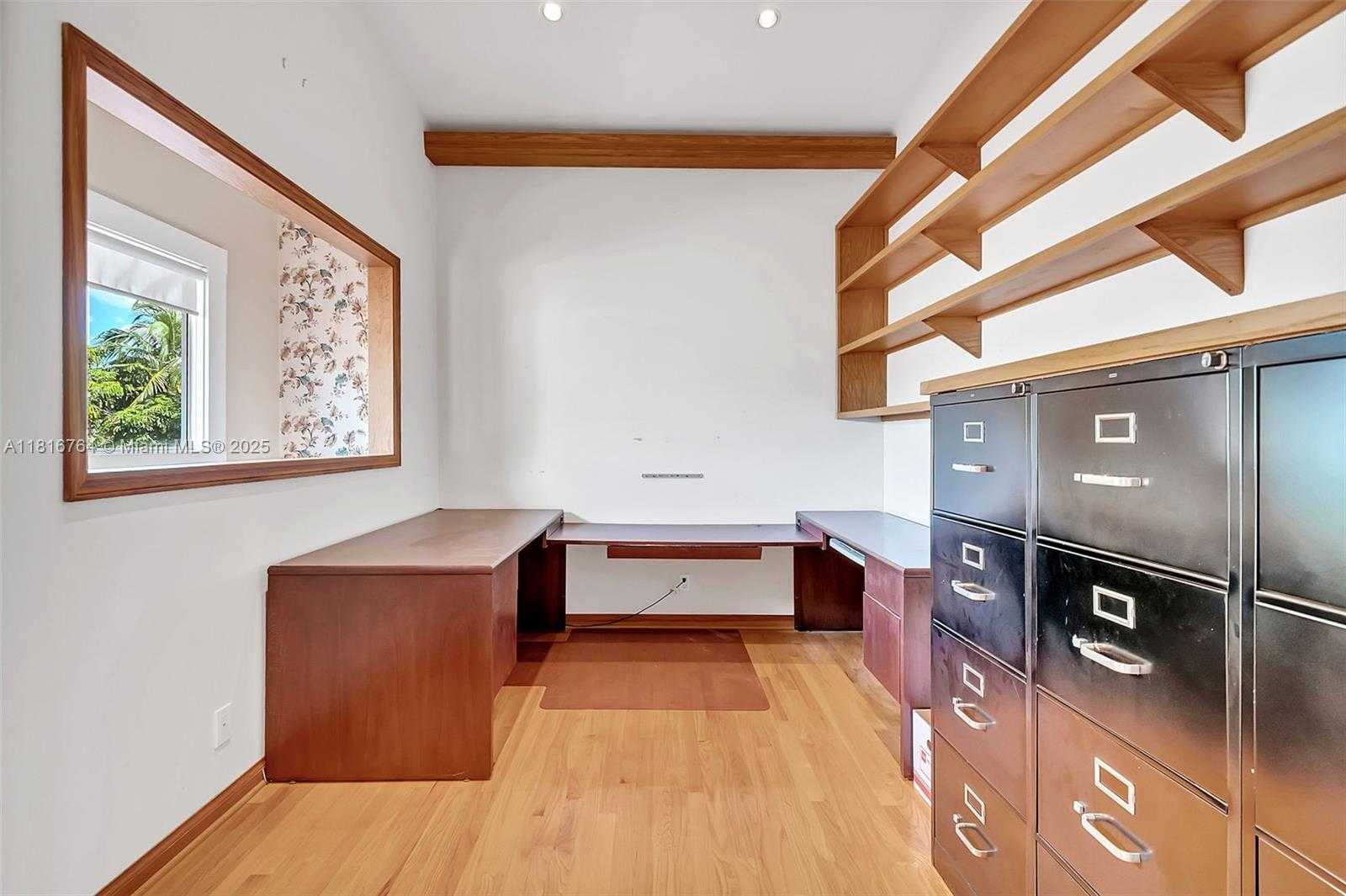 Small Image of 325 BONTONA AVE, Fort Lauderdale Number 24