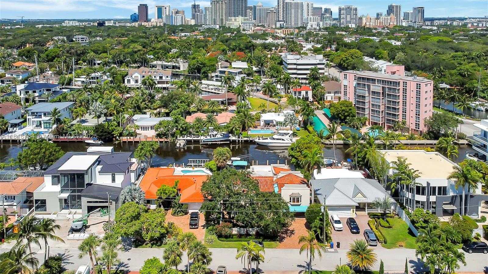 Small Image of 325 BONTONA AVE, Fort Lauderdale Number 30