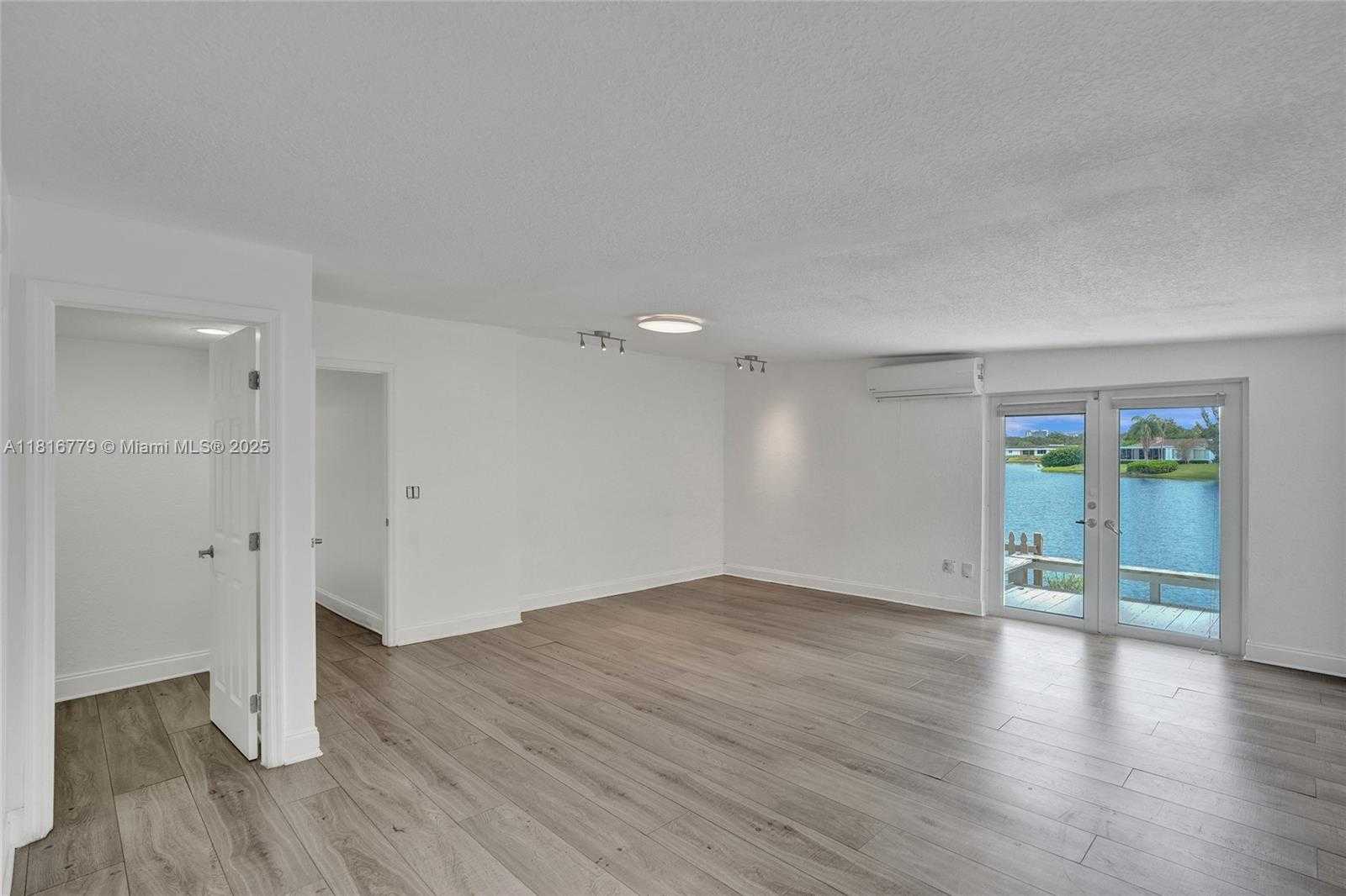 Small Image of 2050 NORTH EAST 196TH TER, North Miami Beach Number 53