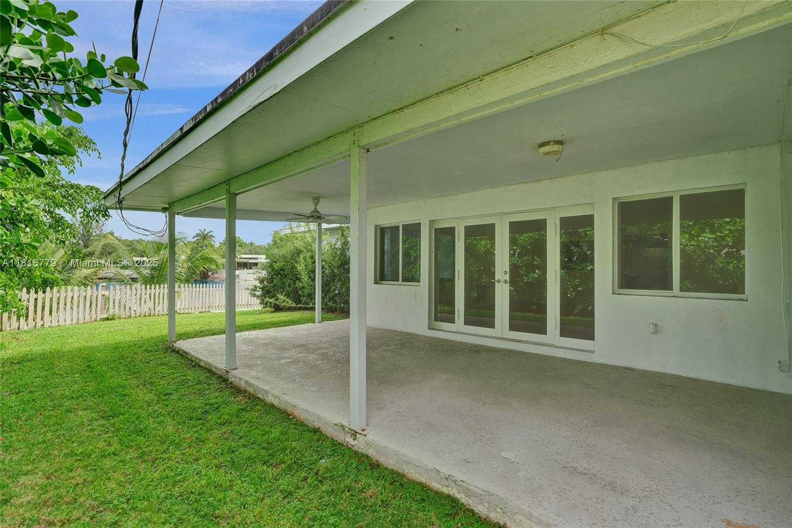 Small Image of 2050 NORTH EAST 196TH TER, North Miami Beach Number 61