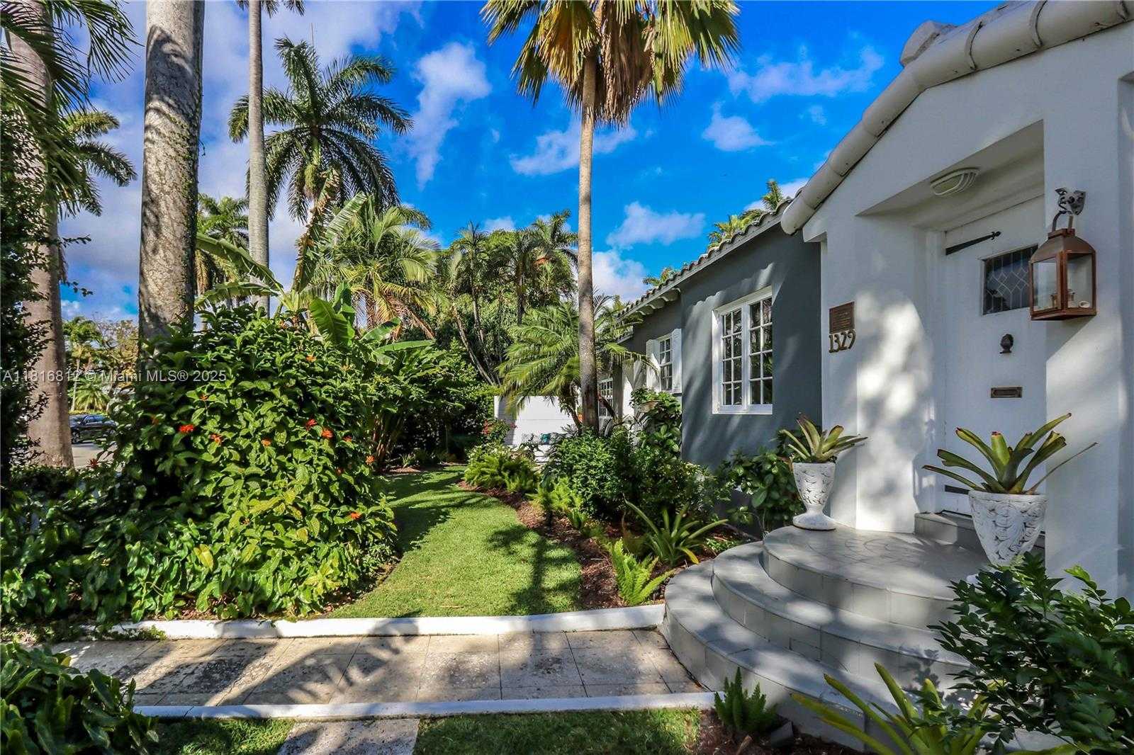 Small Image of 1329 TYLER ST, Hollywood Number 41