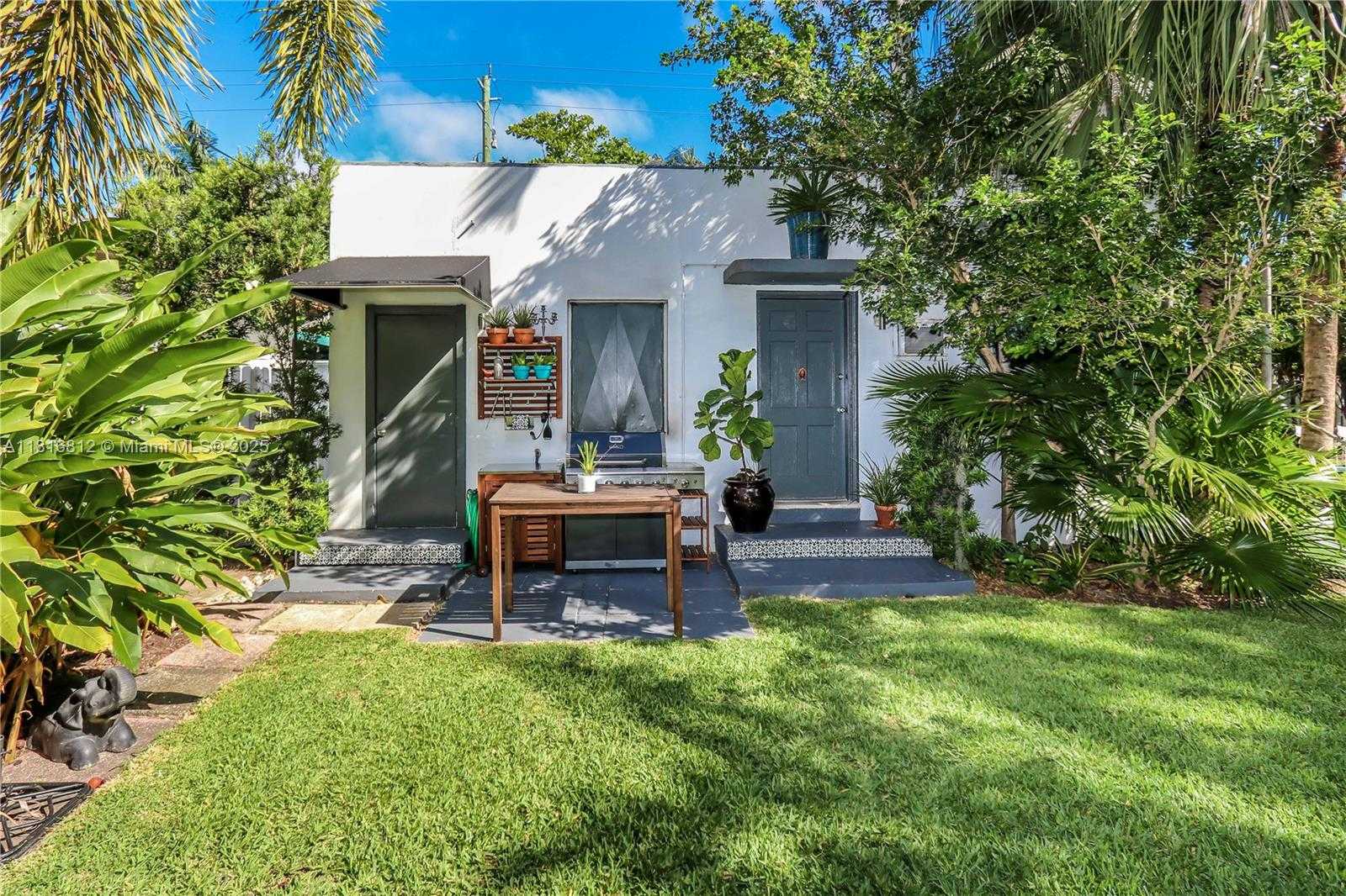 Small Image of 1329 TYLER ST, Hollywood Number 42