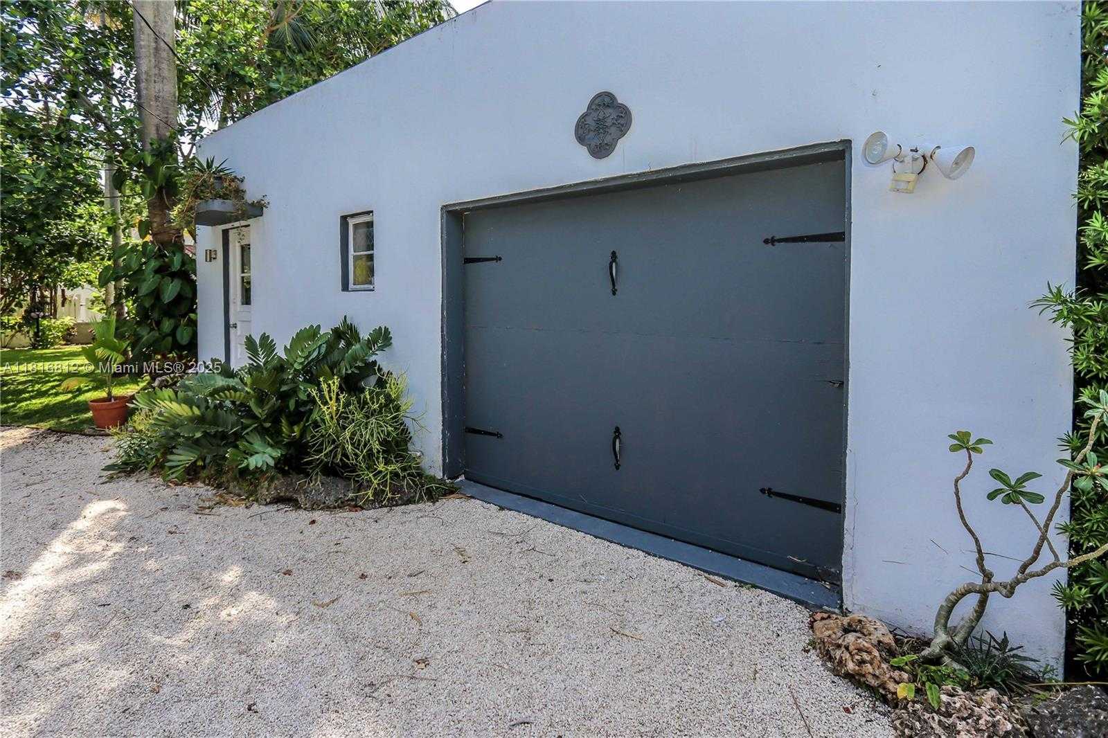 Small Image of 1329 TYLER ST, Hollywood Number 46