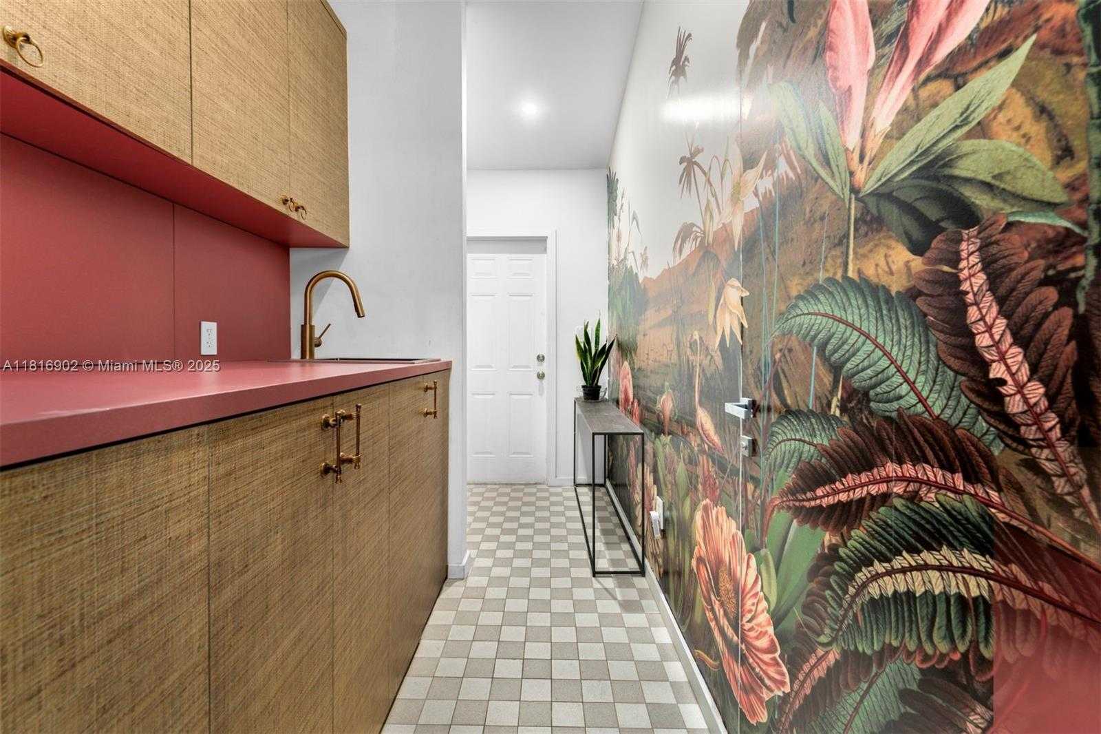 Small Image of 1250 NORTH EAST 87TH ST, Miami Number 42