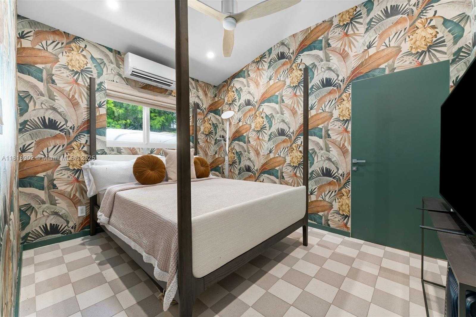 Small Image of 1250 NORTH EAST 87TH ST, Miami Number 43