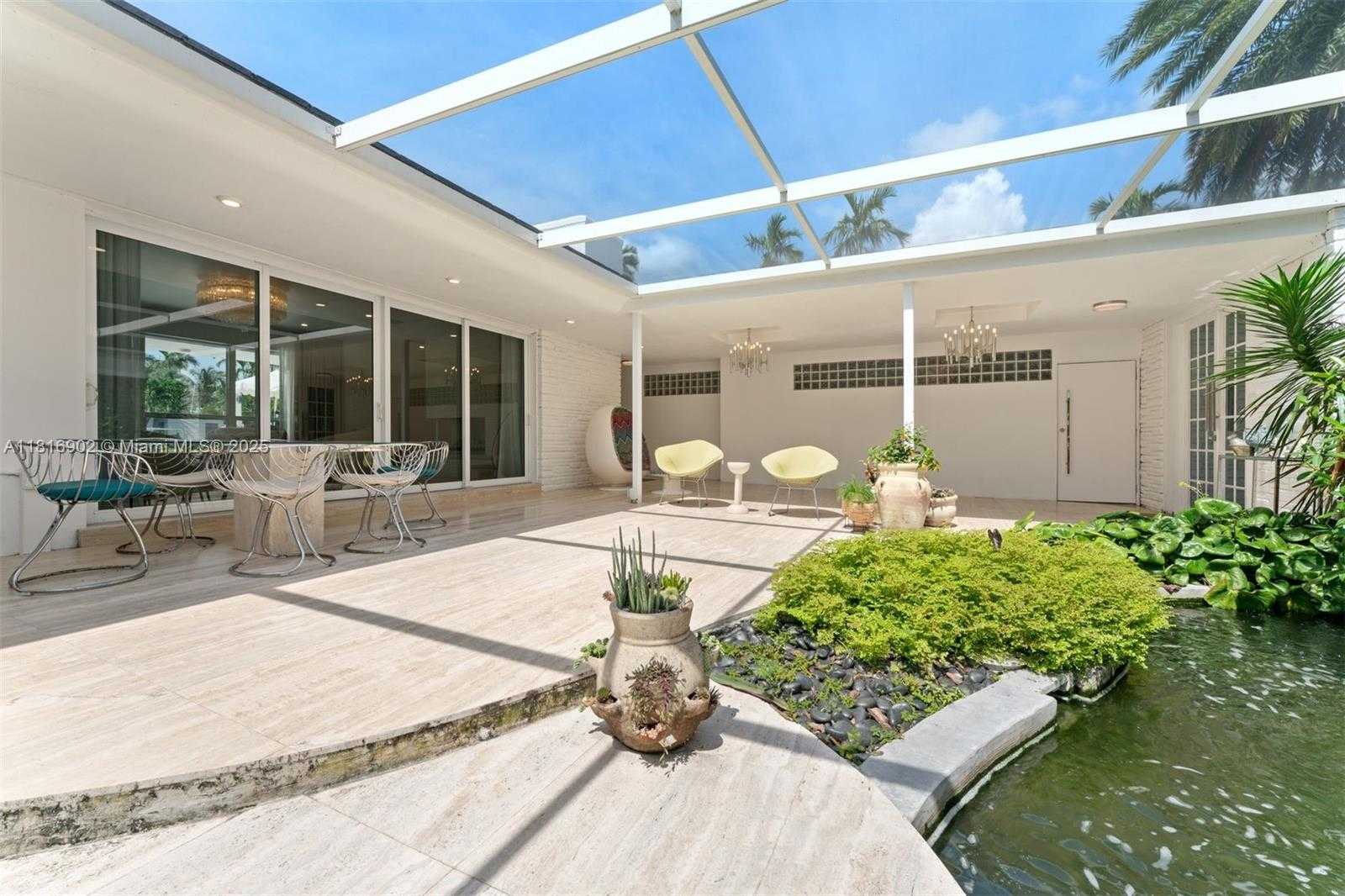 Small Image of 1250 NORTH EAST 87TH ST, Miami Number 6