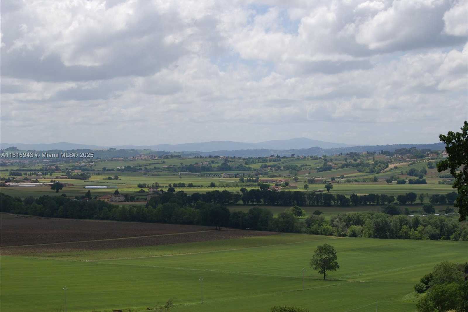 Small Image of ASSISI FRAZIONE S GREGORIO, Out of City Number 12