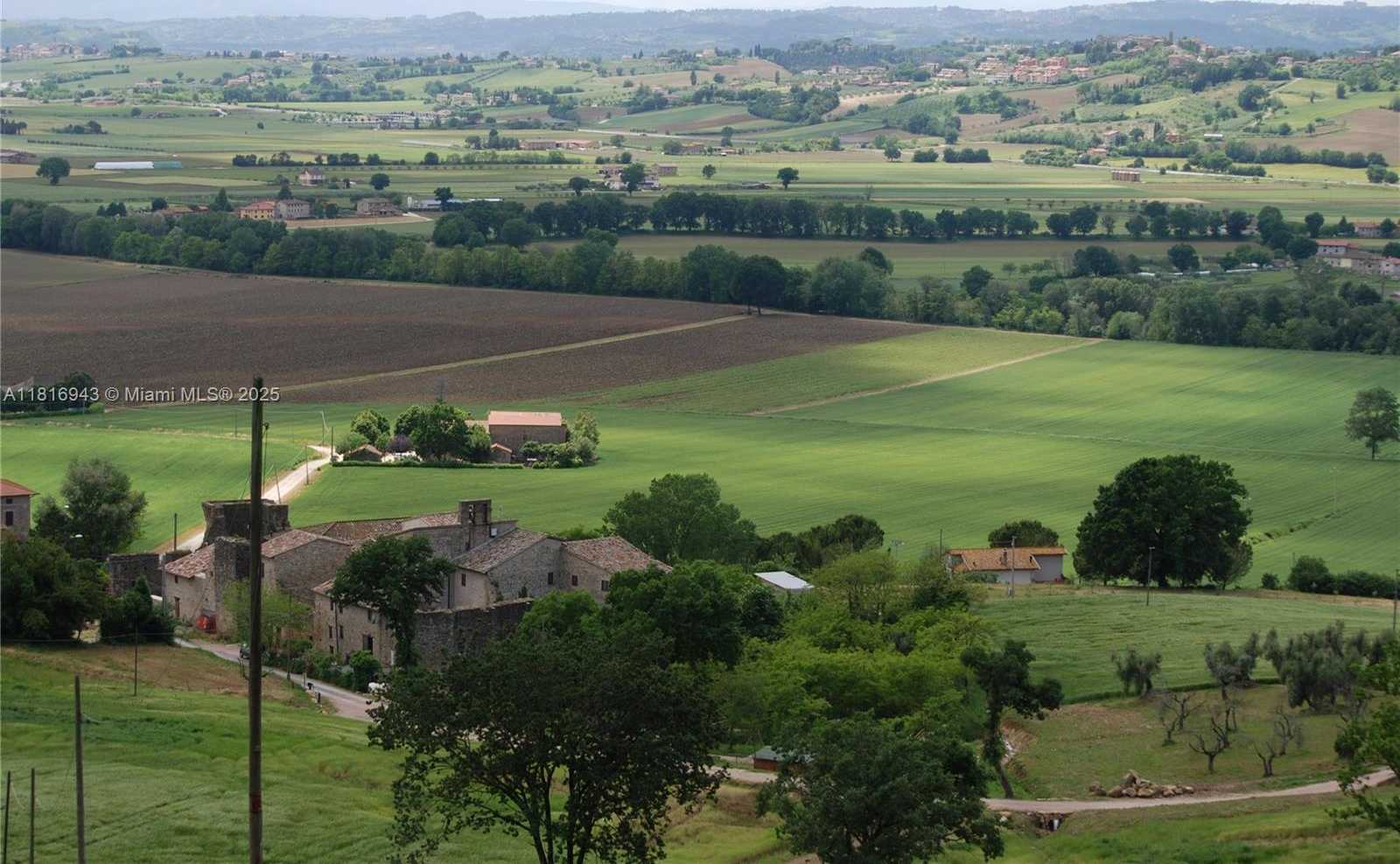 Small Image of ASSISI FRAZIONE S GREGORIO, Out of City Number 15