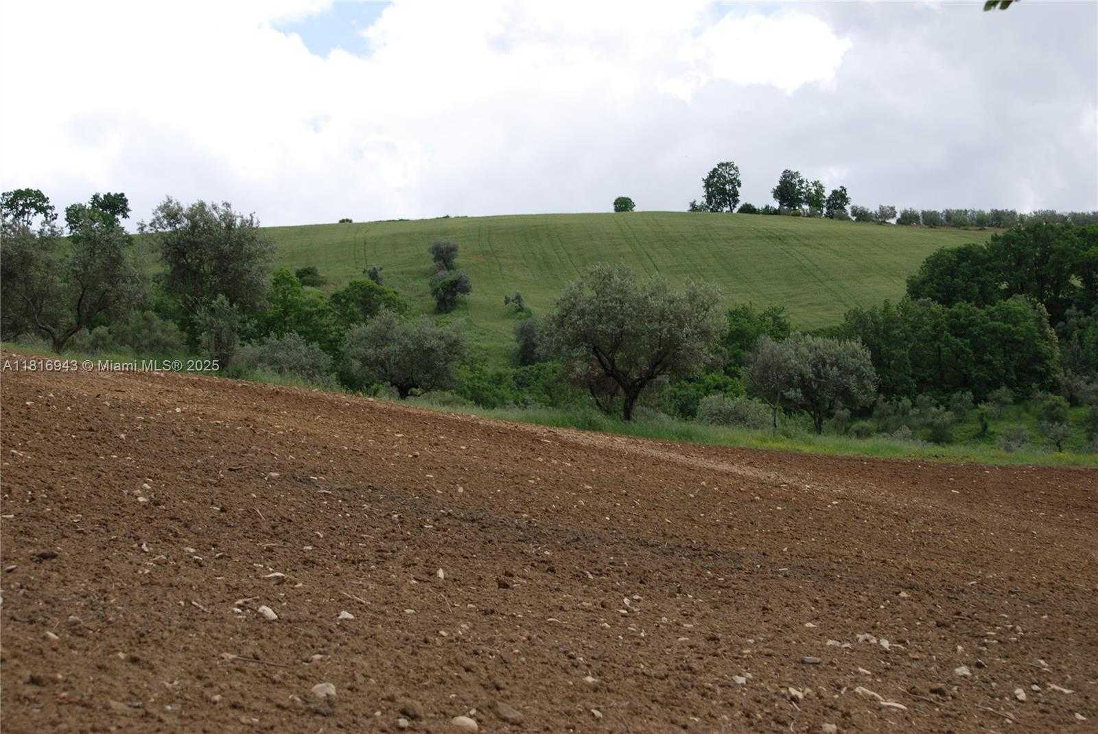 Small Image of ASSISI FRAZIONE S GREGORIO, Out of City Number 17
