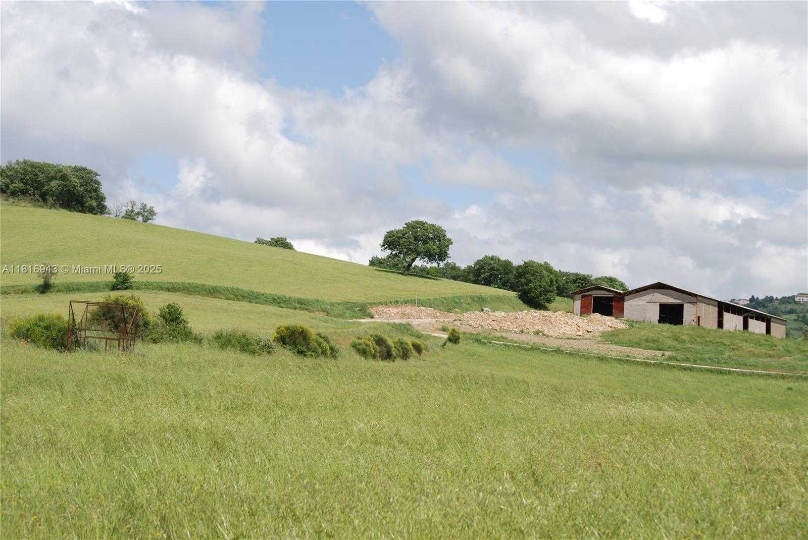 Small Image of ASSISI FRAZIONE S GREGORIO, Out of City Number 24
