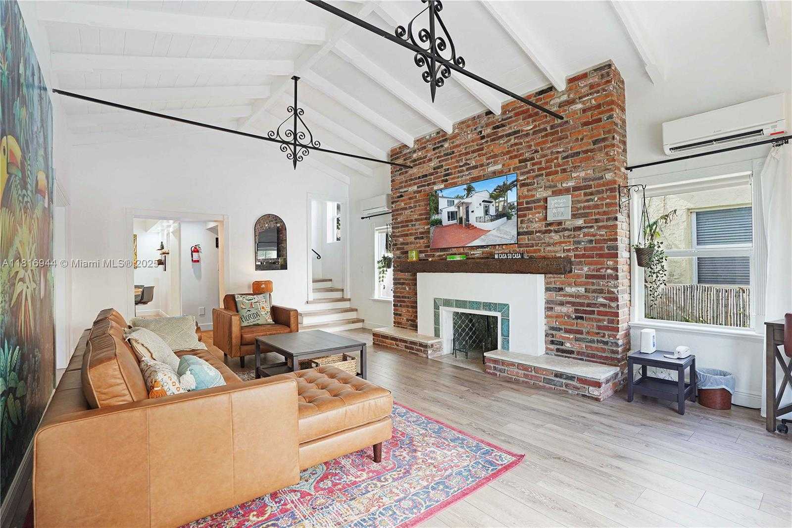 Small Image of 314 OREGON ST, Hollywood Number 19