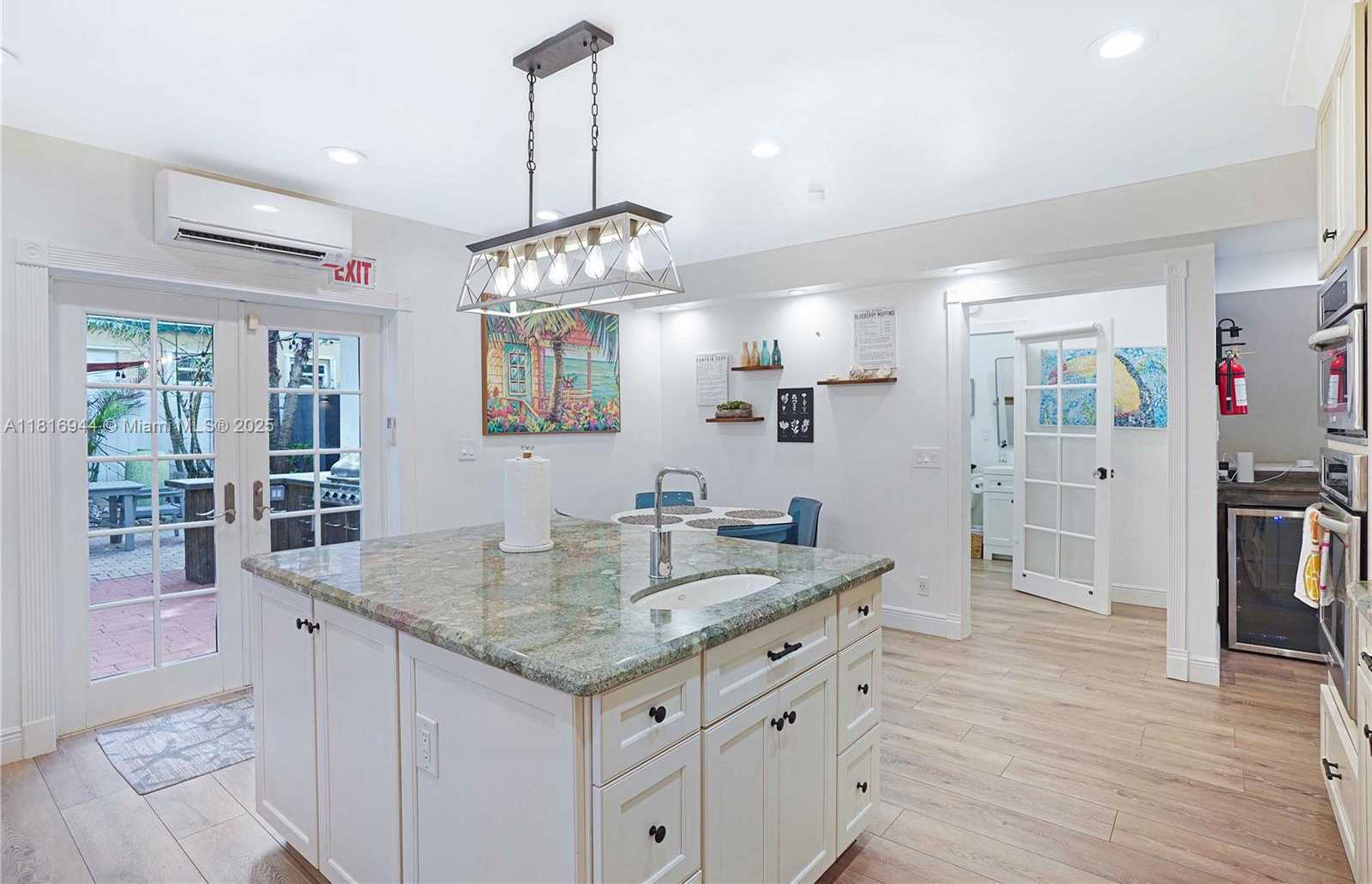 Small Image of 314 OREGON ST, Hollywood Number 24