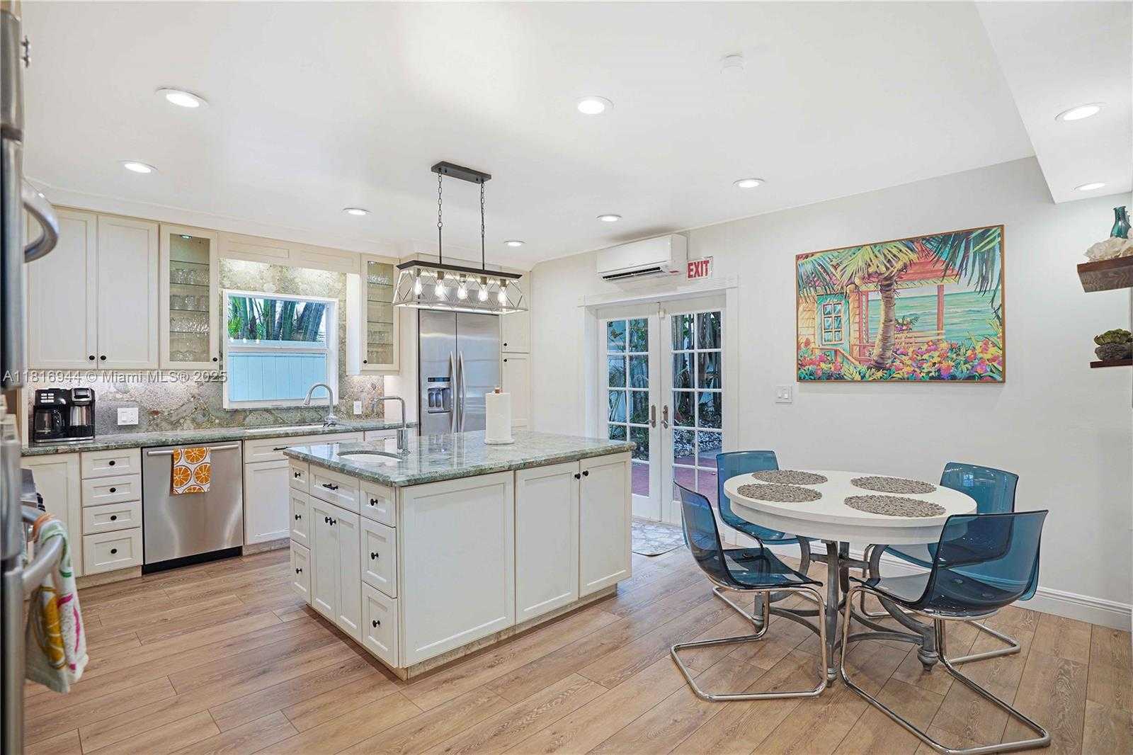 Small Image of 314 OREGON ST, Hollywood Number 26