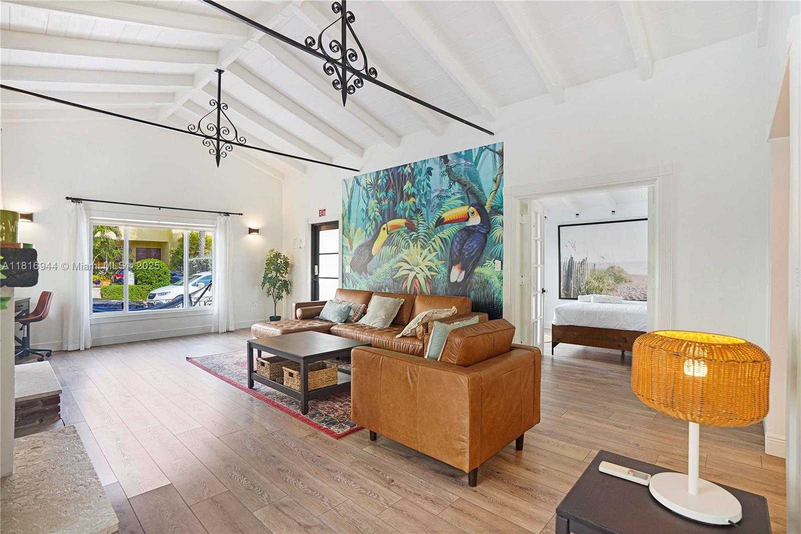 Small Image of 314 OREGON ST, Hollywood Number 30