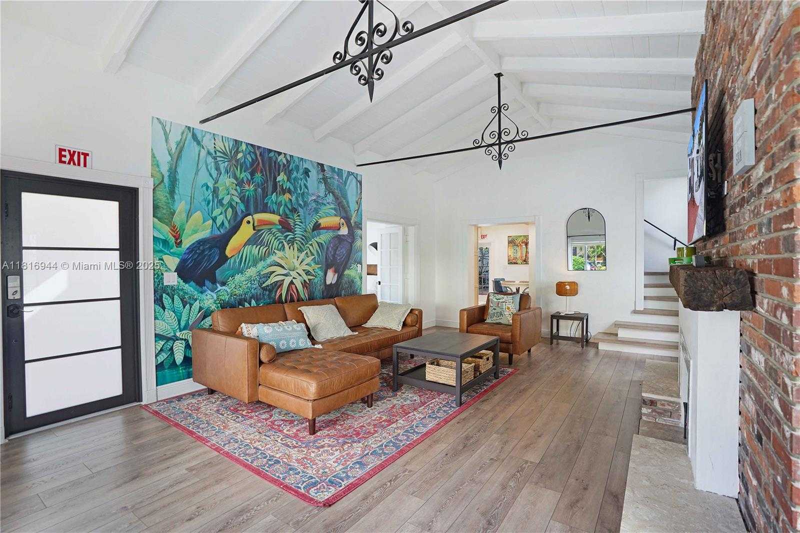 Small Image of 314 OREGON ST, Hollywood Number 31