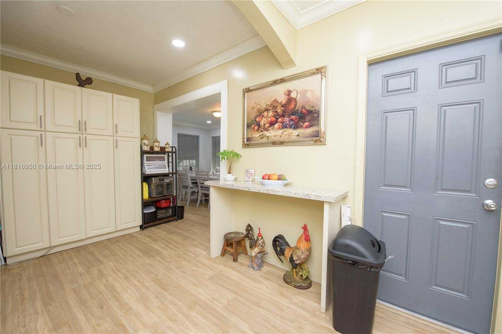 Small Image of 916 NORTH WEST 3RD AVE, Homestead Number 11