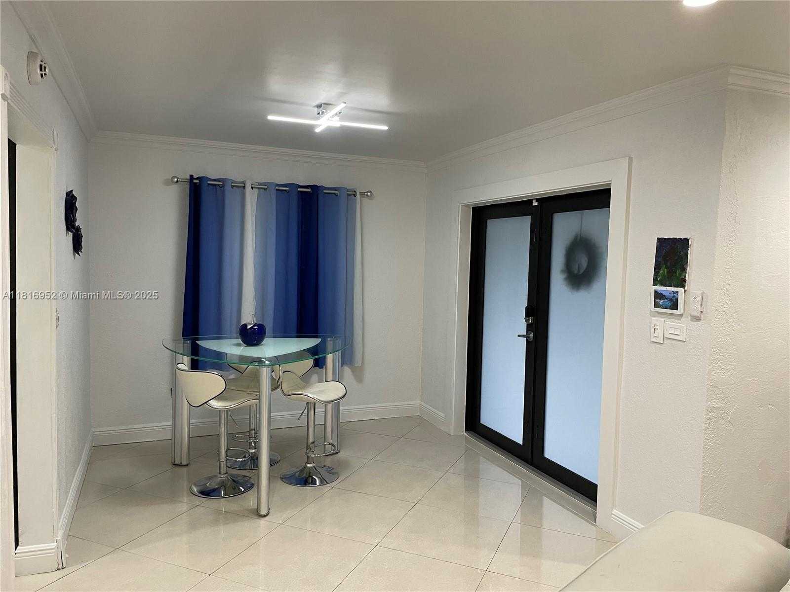 Small Image of 16 NORTH WEST 207TH ST, Miami Gardens Number 7